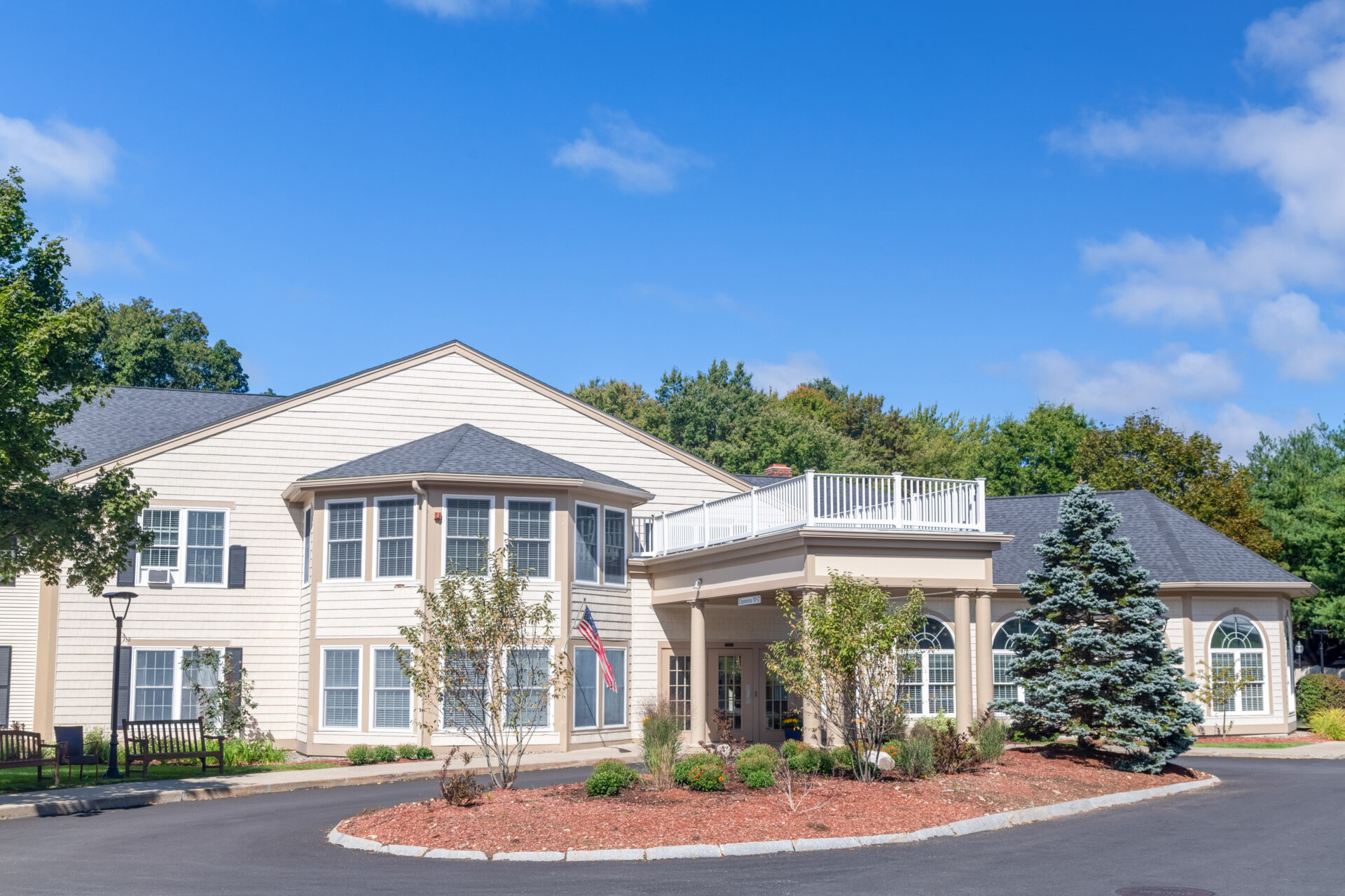 Benchmark Senior Living at Shrewsbury Crossings - Assisted Living